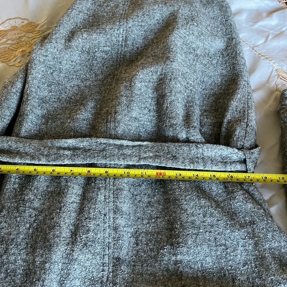NWT rayon and wool wrap hooded coat Forever 21 - Picture 11 of 15